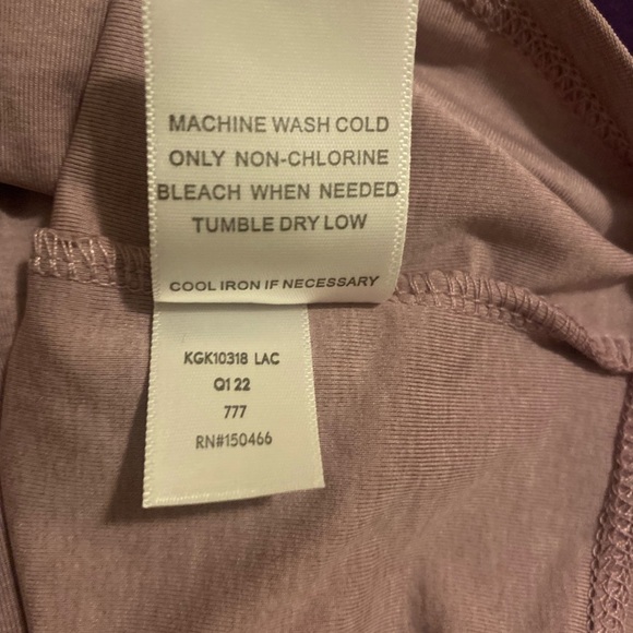 Stitch Fix Runway NWT Girls The Active Tulip Back Top sz large - Picture 7 of 9